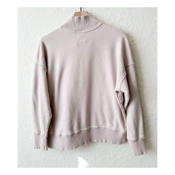 American Outfitters Sweatshirt - Picture 4 of 5